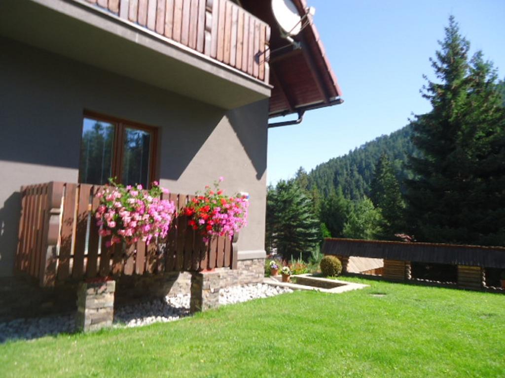 Apartmany Lipka Pavčina Lehota Exterior foto